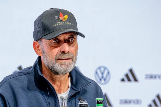 Juergen Klopp (Chef-Trainer Bundestrainer, Deutschland) bei der Pressekonferenz nach dem Spiel Portrait Portraet GER, Deutschland vs. Serbien, Fussball, UEFA Nations League, Ligaphase Liga A, 3. Spieltag, Spielzeit 2026 2027, 01.10.2026 (DFL DFB REGULATIONS PROHIBIT ANY USE OF PHOTOGRAPHS as IMAGE SEQUENCES and or QUASI-VIDEO). Foto: HMB Media Heike Feiner Copyright: HMBxMedia HeikexFeiner