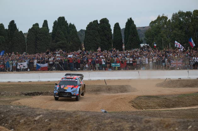 FIA WRC, Motorsport Rallye, WM 2026: Rally Italia Sardegna - Day 1 Daniel Sordo (ESP) and Patricia Saiz (ESP) on a Hyundai i20 N Rally1 in action during the FIA WRC RALY ITALIA SARDEGNA in Alghero, Italy on 1-4 October, 2026. Algero Sardinia Italy  Copyright: xFedericoxManonix originalFilename:manoni-rallyita261001_npTaY.jpg