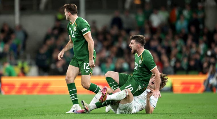 UEFA Nations League Group Stage, Aviva Stadium, Dublin 1 10 2026 Republic of Ireland vs Austria Ireland s Ryan Manning with Patrick Wimmer of Austria Ryan Manning with Patrick Wimmer 1 10 2026  Copyright: xx NE1L7079