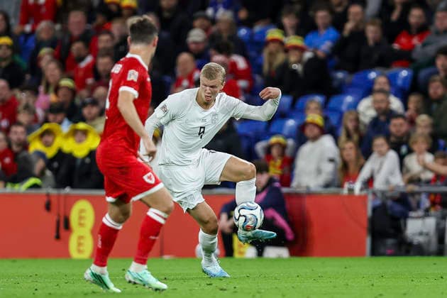 Wales v Norway - UEFA Nations League 2026 27 Group A4 MD3 Erling Haaland, wearing number 9, controls the ball during the UEFA Nations League Group 4 match between Wales and Norway at the Cardiff City Stadium in Cardiff, on October 1, 2026. Cardiff South Glamorgan United Kingdom  Copyright: xMIxNewsx originalFilename:fletcher-walesvsn261001_npBV3.jpg