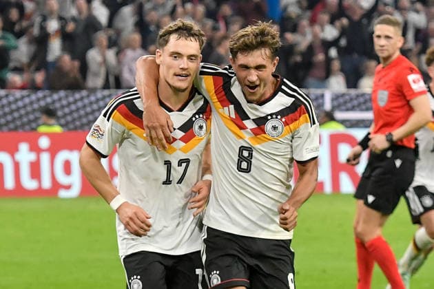 Florian Wirtz (Deutschland 17) jubelt nach dem Tor zum 2:0 mit Tom Bischof (Deutschland 8) 01.10.2026 ¢ Fussball ¢ Nations League ¢ Deutschland vs Serbien, Allianz Arena, München Muenchen, Bayern Germany