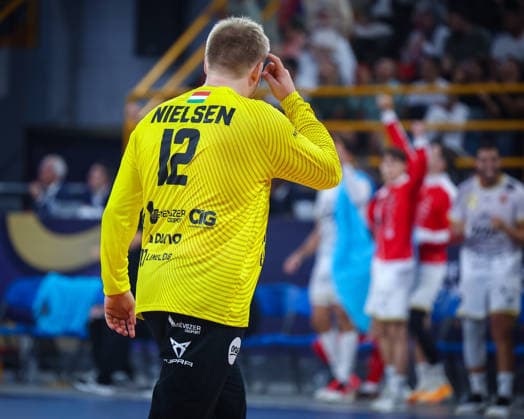 Barcelona v Veszprem - Final IHF Men Handball Club World Championship, WM, Weltmeisterschaft 2026 Emil Nielsen 12 during the final match between Barcelona vs Veszprem in the IHF Men s Handball Club World Championship - Egypt 2026 at New Administrative Capital Hall Cairo Cairo Egypt Copyright: xMohamedxTageldinx