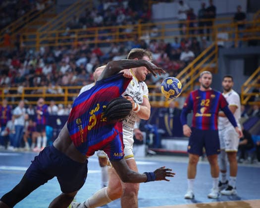 Barcelona v Veszprem - Final IHF Men Handball Club World Championship, WM, Weltmeisterschaft 2026 Dika Mem 10 during the final match between Barcelona vs Veszprem in the IHF Men s Handball Club World Championship - Egypt 2026 at New Administrative Capital Hall Cairo Cairo Egypt Copyright: xMohamedxTageldinx