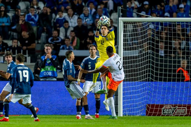 THESSALONIKI - Griekenland goalkeeper Kostas Tzolakis during the UEFA Nations League match between Griekenland and Nederland at Toumba Stadion on 1 October 2026 in Thessaloniki, Griekenland. (Photo by DeFodi Images) -