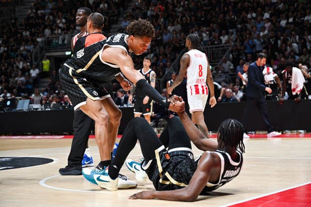 BASKETBALL - Euroleague - Virtus Bologna vs. Olympiacos Piraeus Photo by IPA ABACAPRESS.COM89196299 - Kessler Edwards and Aliou Diarra (Virtus Bologna) in action --- Virtus Bologna vs. Olympiacos Piraeus, EuroLeague Basketball at PalaDozza in Bologna, Italy, on October 1, 2026, during the Virtus Bologna vs. Olympiacos Piraeus EuroLeague Basketball game in Bologna, Italy, October 1, 2026 Bologna Italy  Copyright: xIPAxSport ABACAx