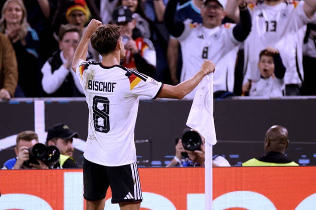 BISCHOF Tom Team Deutschland jubelt nach seinem Tor zum 1 : 0 UEFA Nations League Saison 2026 - 2027 Spiel Deutschland - Serbien 2 : 0 01.10.2026 Muenchen DFL REGULATIONS PROHIBIT ANY USE OF PHOTOGRAPHS as IMAGE SEQUENCES and or QUASI-VIDEO Copyright: xLacixPerenyix