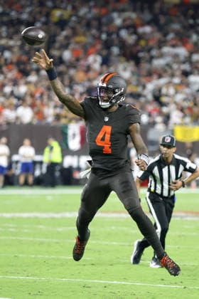 Cleveland Browns Deshaun Watson (4) throws a pass against the Pittsburgh Steelers in the second quarter at Huntington Bank Field in Cleveland, Ohio on Thursday October 1, 2026.  CLE20261001110 AARONxJOSEFCZYK