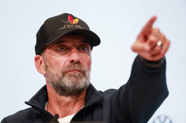 UEFA Nations League - 26 27 - Deutschland - Serbien am 01.10.2026 in der Allianz Arena in München Trainer Jürgen Juergen Jurgen Klopp (Deutschland) gestikuliert auf der Pressekonferenz