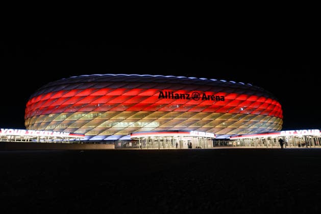 UEFA Nations League - 26 27 - Deutschland - Serbien am 01.10.2026 in der Allianz Arena in München Die Allianz Arena strahlt in Deutschland Farben - Feature, Symbol, Symbolfoto, charakteristisch, Detail