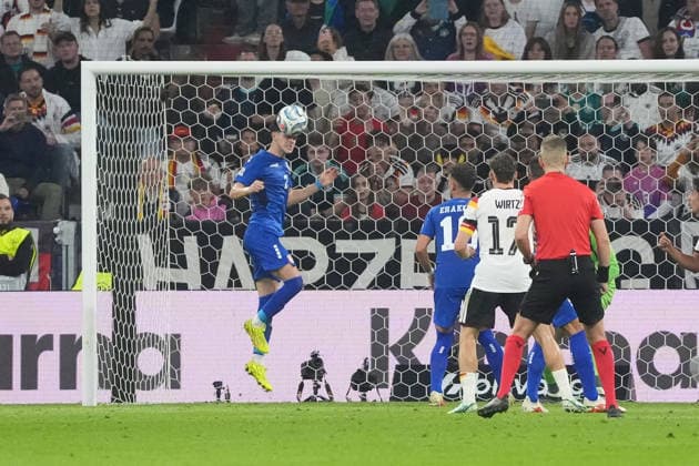 Kosta Nedelkovic (Serbien, Serbia) rettet auf der Linie - München 01.10.2026: Deutschland vs. Serbien, UEFA Nations League, 3. Spieltag, Allianz Arena