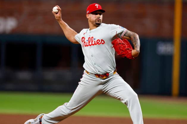 Philadelphia Phillies pitcher Jhoan Duran (59) pitches in the eighth inning against the Atlanta Braves in game three of the MLB, Baseball Herren, USA National League Wild Card round at Truist Park in Atlanta, Georgia on Thursday, October 1, 2026.  ATL20261001328 MIKExZARRILLI