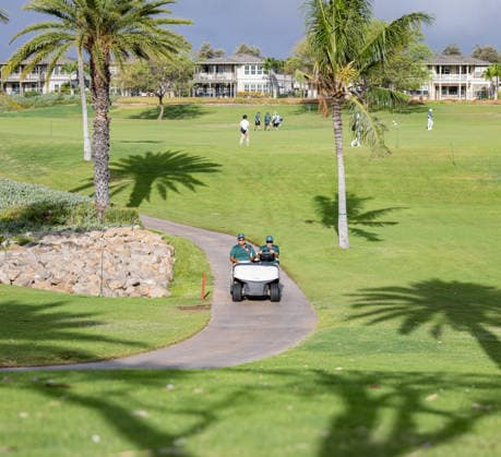 October 1, 2026, Honolulu, Hawaii, USA: Volunteers work to support the 2026 Lotte Championship at Hoakalei Country Club, Ewa Beach, Hawaii, USA. Honolulu USA - ZUMAm310 20261001_zsp_m310_001 Copyright: xElliotxMilesx