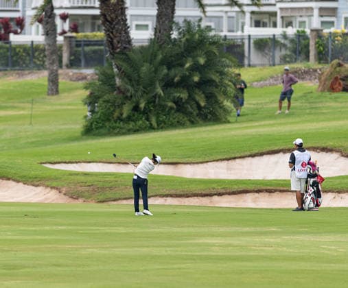 October 1, 2026, Honolulu, Hawaii, USA: 2025 Lotte Championship winner YOUMIN HWANG hits an approach shot on the 8th fairway on day 1 of the 2026 Lotte Championship at Hoakalei Country Club, Ewa Beach, Hawaii, USA. Honolulu USA - ZUMAm310 20261001_zsp_m310_027 Copyright: xElliotxMilesx