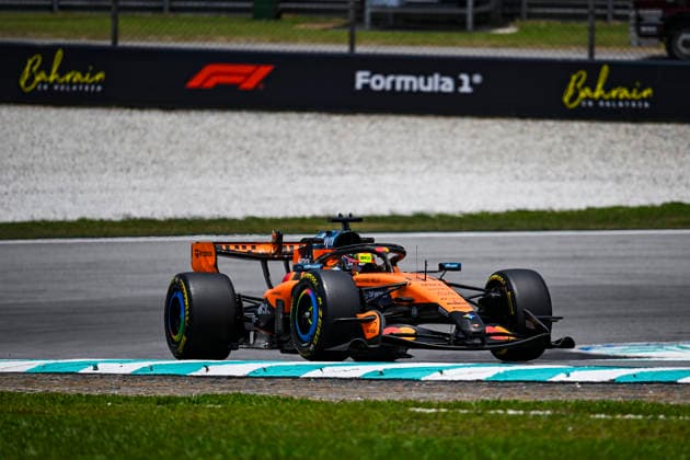 F1 - BAHRAIN GRAND PRIX IN MALAYSIA 2026 81 PIASTRI Oscar (aus), McLaren F1 Team MCL40, action during the 2026 Formula 1 Bahrain Grand Prix in Malaysia, 16th round of the 2026 Formula One World Championship, WM, Weltmeisterschaft from October 2 to 4, 2026 on the Sepang International Circuit, in Sepang, Malaysia - SepangMalaysia  Copyright: xALBERTOxVIMERCATIx