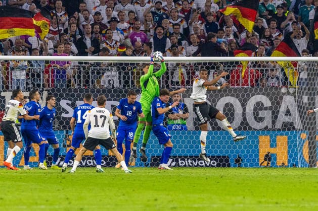 Fussball: UEFA Nations League 2026 - 2027, 3. Spieltag - Deutschland vs Serbien - Allianz-Arena (München) : Djordje Petrovic (Serbien, 1) Copyright: xMichellexLukax