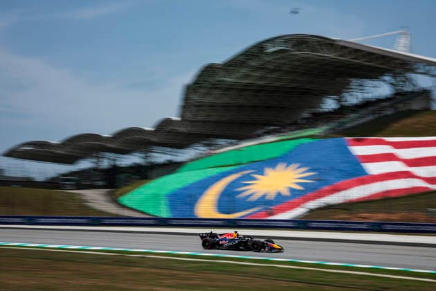 F1 - BAHRAIN GRAND PRIX IN MALAYSIA 2026 03 VERSTAPPEN Max (nld), Red Bull Racing Ford RB22, action during the 2026 Formula 1 Bahrain Grand Prix in Malaysia, 16th round of the 2026 Formula One World Championship, WM, Weltmeisterschaft from October 2 to 4, 2026 on the Sepang International Circuit, in Sepang, Malaysia - SepangMalaysia  Copyright: xEricxAlonsox