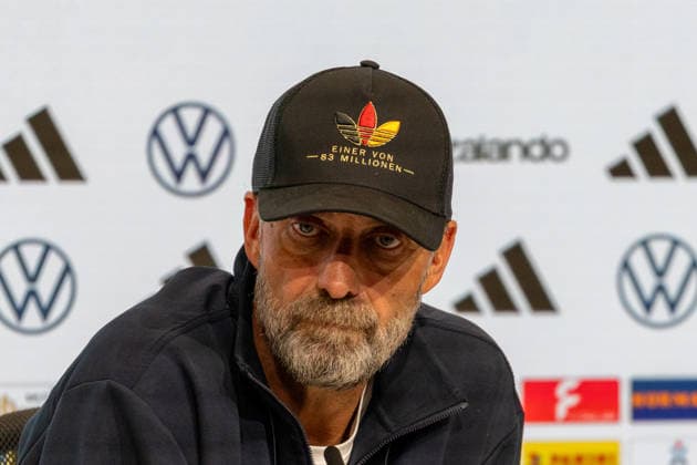 Fussball: UEFA Nations League 2026 - 2027, 3. Spieltag - Deutschland vs Serbien - Allianz-Arena (München) : Jürgen Klopp (Deutschland, Bundestrainer) in der Pressekonferenz nach dem Spiel Deutschland gegen Serbien Copyright: xMichellexLukax