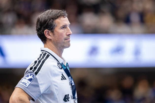 Torsten Jansen (Handball Club Hamburg, Trainer) GER, TBV Lemgo Lippe vs. Handball Club Hamburg, Handball, 1. Bundesliga, 7. Spieltag, Spielzeit 2026 2027, 01.10.2026 GER, TBV Lemgo Lippe vs. Handball Club Hamburg, Handball, 1. Bundesliga, 7. Spieltag, Spielzeit 2026 2027, 01.10.2026 Lemgo Copyright: xEibner-Pressefoto JanxRollingerx EP_JSK