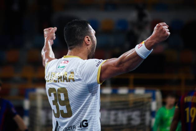 FC Barcelona, Barca v Veszprem HC - IHF Men s Handball Club World Championship, WM, Weltmeisterschaft Final Yahya Al-Deera celebrates a victory during the IHF Men s Super Globe final between Veszprem and Barcelona at the New Administrative Capital Hall in Cairo, Egypt, on October 1, 2026. Cairo Egypt  Copyright: xAhmedxMosaadx originalFilename:mosad-notitle261001_npMbK.jpg