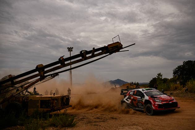 FIA WRC, Motorsport Rallye, WM Rally Italia Sardegna 2026 Elfyn Evans and co-driver Scott Martin of Toyota Gazoo Racing WRT face the press during shakedown in their Toyota GR Yaris Rally1 at the FIA World Rally Championship Rally Italia Sardegna in Alghero, Sardinia, Italy, on October 1, 2026. Alghero Sardinia Italy  Copyright: xLucaxBarsalix originalFilename:barsali-gpformul261001_npUev.jpg