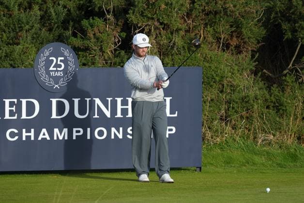 Michael Stewart on the first tee. Alfred Dunhill Links Championship, Round 2, Kingsbarns, Tayside, UK, Scotland - 02 Oct 2026 United Kingdom  Copyright: xStuartxWallace Shutterstockx 17181491l