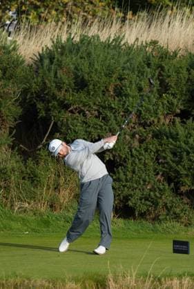 Michael Stewart on the first tee. Alfred Dunhill Links Championship, Round 2, Kingsbarns, Tayside, UK, Scotland - 02 Oct 2026 United Kingdom  Copyright: xStuartxWallace Shutterstockx 17181491m