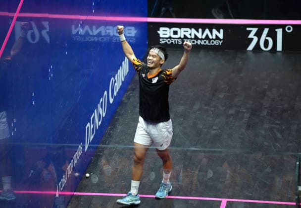 (261002) -- NAGOYA, Oct. 2, 2026 -- Ng Eain Yow of team Malaysia celebrates against Noor Zaman of team Pakistan during the Men s Team Gold Medal Match of Squash at the 20th Asian Games Aichi-Nagoya 2026 in Nagoya, Japan, Oct. 2, 2026. ) (SP)JAPAN-NAGOYA-ASIAN GAMES-SQUASH-MEN S TEAM-GOLD MEDAL MATCH JiaxYuchen 