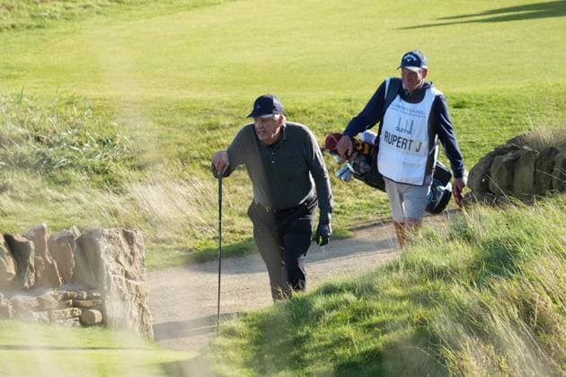 Johan Rupert on the 3rd hole. Alfred Dunhill Links Championship, Round 2, Kingsbarns, Tayside, UK, Scotland - 02 Oct 2026 United Kingdom  Copyright: xStuartxWallace Shutterstockx 17181491q