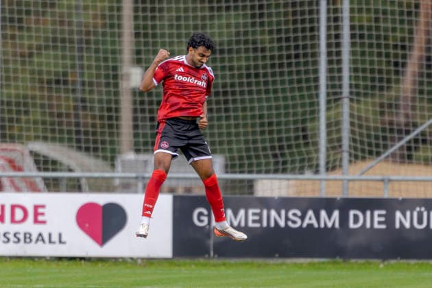 Nürnberg, Deutschland 02. Oktober 2026: Testspiel - 2026 2027 - 1. FC Nürnberg gegen FC Ingolstadt 04 Im Bild: Rayan Ghrieb (FCN) jubelt nach seinem Tor zum 2:0 Sportpark Valznerweiher Bayern Copyright: xFotostandx xSchäferx