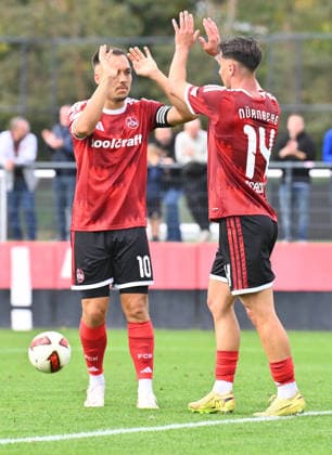 02.10.2026 - Fussball - Saison 2026 2027 - Testspiel Freundschaftsspiel Vorbereitungsspiel: 1. FC Nürnberg Nuernberg FCN ( Club ) - FC Ingolstadt FCI ( Schanzer ) - Sportfoto Zink - xwoxzix - Torjubel Jubel Freude nach Treffer Tor Torschuß zum 3:0 durch Andrea Ceresoli (14, 1. FC Nürnberg FCN ) -