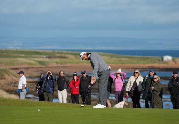 Tommy Fleetwood on the 4th green Alfred Dunhill Links Championship, Round 2, Kingsbarns, Tayside, UK, Scotland - 02 Oct 2026 United Kingdom  Copyright: xStuartxWallace Shutterstockx 17181491ab