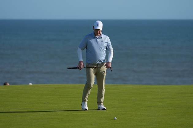 Robert MacIntyre on the 4th green Alfred Dunhill Links Championship, Round 2, Kingsbarns, Tayside, UK, Scotland - 02 Oct 2026 United Kingdom  Copyright: xStuartxWallace Shutterstockx 17181491az