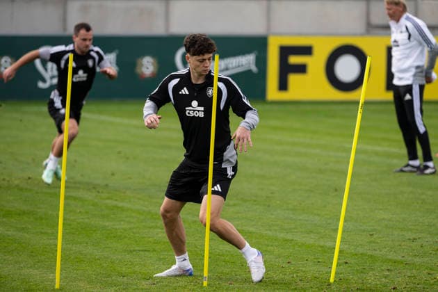 The Czech national soccer team training session during the media program prior to the UEFA Nations League match against Spain, in Prague, Czech Republic, October 2, 2026. Czech Ladislav Krejci in action. (CTKxPhoto MichalxKamaryt) CTKPhotoP2026100205100  CTKPhotoP2026100205100