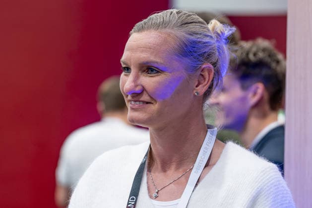 Alexandra Popp (Fussballerin, Olympiasiegerin) Portrait Portraet bei der Ehrung der besten Goalgetter im Deutschen Amateurfussball in der Volkswagen VW Media Lounge mit dem Motto Torjaegerkanone fuer alle GER, Deutschland vs. Serbien, Fussball, UEFA Nations League, Ligaphase Liga A, 3. Spieltag, Spielzeit 2026 2027, 01.10.2026 (DFL DFB REGULATIONS PROHIBIT ANY USE OF PHOTOGRAPHS as IMAGE SEQUENCES and or QUASI-VIDEO). Foto: HMB Media Heike Feiner Copyright: HMBxMedia HeikexFeiner