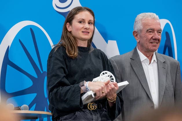 Larissa Krumrey (SV Lohausen, 81 Tore in Liga 7) bei der Ehrung der besten Goalgetter im Deutschen Amateurfussball in der Volkswagen VW Media Lounge mit dem Motto Torjaegerkanone fuer alle GER, Deutschland vs. Serbien, Fussball, UEFA Nations League, Ligaphase Liga A, 3. Spieltag, Spielzeit 2026 2027, 01.10.2026 (DFL DFB REGULATIONS PROHIBIT ANY USE OF PHOTOGRAPHS as IMAGE SEQUENCES and or QUASI-VIDEO). Foto: HMB Media Heike Feiner Copyright: HMBxMedia HeikexFeiner