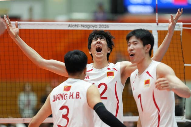(261002) -- OKAZAKI, Oct. 2, 2026 -- Players of China celebrate scoring during the men s volleyball semifinal match between China and Japan at the 20th Asian Games Aichi-Nagoya 2026 in Okazaki of Aichi Prefecture, Japan, Oct. 2, 2026. ) (SP)JAPAN-OKAZAKI-ASIAN GAMES-VOLLEYBALL-MEN-SEMIFINAL-JPN VS CHN CheongxKamxKa 
