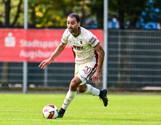 02.10.2026, GER, Fußball, Herren, FSP, FC Augsburg vs Hertha BSC Berlin Alexis Claude-Maurice (FC Augsburg, 20) Augsburg Paul-Renz-Akademie Bayern Deutschland Copyright: xNordphotox xHafnerx
