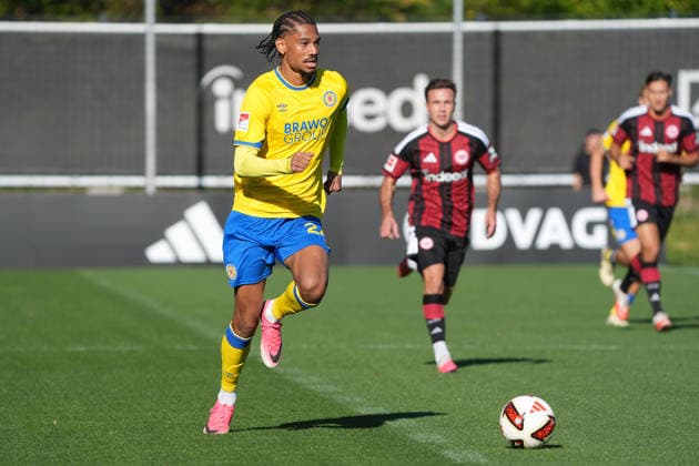 Sidi Sane (Eintracht Braunschweig, 24) - 02.10.2026 Bundesliga, Saison 26 27: Eintracht Frankfurt vs. Eintracht Braunschweig, Deutsche Bank Park, Trainingsplatz, Testspiel