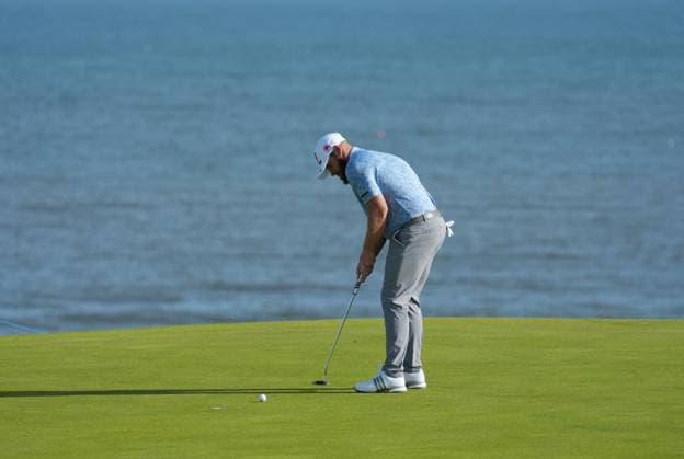 Tyrrell Hatton on the 4th green Alfred Dunhill Links Championship, Round 2, Kingsbarns, Tayside, UK, Scotland - 02 Oct 2026 United Kingdom  Copyright: xStuartxWallace Shutterstockx 17181491bx