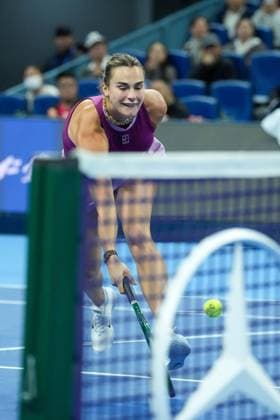 (261002) -- BEIJING, Oct. 2, 2026 -- Aryna Sabalenka of Belarus hits a return during the women s singles second round match against Renata Zarazua of Mexico at 2026 China Open tennis tournament in Beijing, China, Oct. 2, 2026. ) (SP)CHINA-BEIJING-TENNIS-CHINA OPEN-WOMEN S SINGLES(CN) JuxHuanzong 