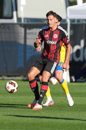 Younes Ebnoutalib (Eintracht Frankfurt) - 02.10.2026 Bundesliga, Saison 26 27: Eintracht Frankfurt vs. Eintracht Braunschweig, Deutsche Bank Park, Trainingsplatz, Testspiel