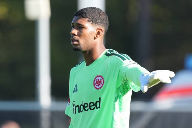 Torwart Kaua Santos (Eintracht Frankfurt) - 02.10.2026 Bundesliga, Saison 26 27: Eintracht Frankfurt vs. Eintracht Braunschweig, Deutsche Bank Park, Trainingsplatz, Testspiel