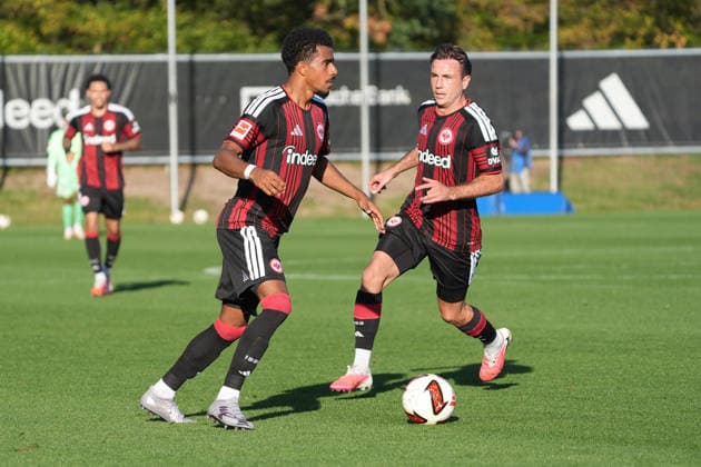Ansgar Knauff (Eintracht Frankfurt) - 02.10.2026 Bundesliga, Saison 26 27: Eintracht Frankfurt vs. Eintracht Braunschweig, Deutsche Bank Park, Trainingsplatz, Testspiel
