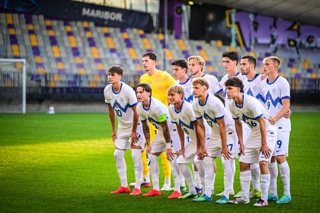 MARIBOR , 02-10-2026 , Stadion Ljudski vrt , season 2026 2027 , UEFA EURO, EM, Europameisterschaft,Fussball U-21 Qualification football , match between Slovenia U-21 and Netherlands U-21, picture shows teamphoto Slovenia U21, U 21 Slovenia - Netherlands u21 x207823214x Copyright: