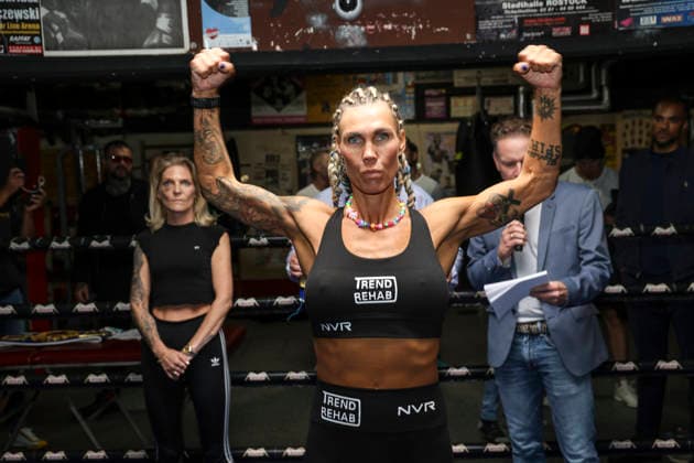Boxen: Boxen im Norden, Waage, Hamburg, 02.10.2026 WBF-Weltmeisterschaft: Mikaela Lauren (SWE) - Lena Venjacob (GER) Hamburg Germany