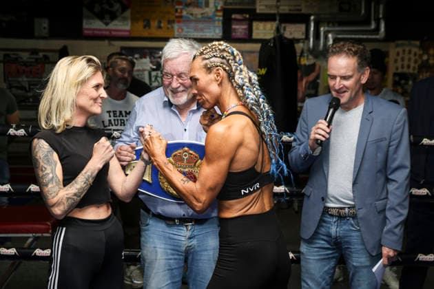 Boxen: Boxen im Norden, Waage, Hamburg, 02.10.2026 WBF-Weltmeisterschaft: Mikaela Lauren (SWE) - Lena Venjacob (GER) Hamburg Germany