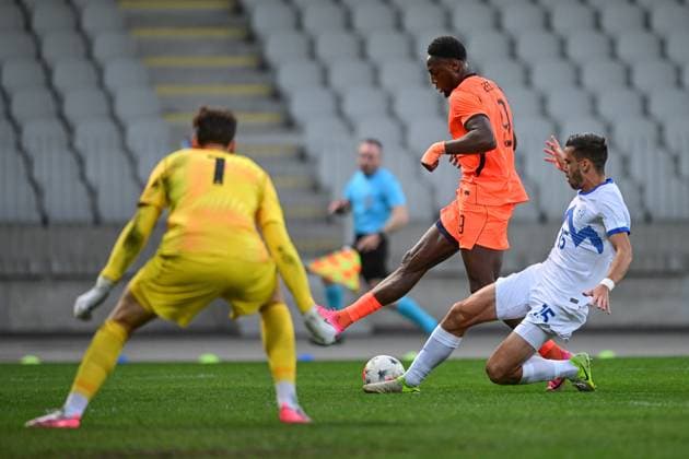 MARIBOR , 02-10-2026 , Stadion Ljudski vrt , season 2026 2027 , UEFA EURO, EM, Europameisterschaft,Fussball U-21 Qualification football , match between Slovenia U-21 and Netherlands U-21, picture shows Netherlands U21, U 21 player Lequincio Zeefuik Slovenia - Netherlands u21 x207824066x Copyright: