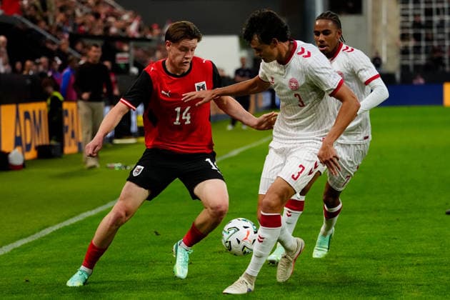 SOCCER - UEFA U21, U 21 EURO quali, AUT vs DEN VIENNA,AUSTRIA,02.OCT.26 - SOCCER - UEFA European Under-21 Championship 2027, qualifiers, OEFB Under-21 international match, Länderspiel, Nationalmannschaft Austria vs Denmark. Image shows Luca Weinhandl (AUT) and Tobias Storm (DEN).  GEPAxpictures xKevinxKada