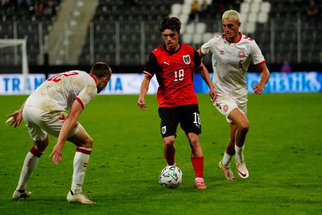 SOCCER - UEFA U21, U 21 EURO quali, AUT vs DEN VIENNA,AUSTRIA,02.OCT.26 - SOCCER - UEFA European Under-21 Championship 2027, qualifiers, OEFB Under-21 international match, Länderspiel, Nationalmannschaft Austria vs Denmark. Image shows Lasse Flo (DEN), Nicolas Bajlicz (AUT) and Silas Andersen (DEN).  GEPAxpictures xKevinxKada