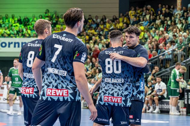 OPEL Handball Bundesliga; HSG Wetzlar - Rhein-Neckar-Löwen, 02.10.26 Aron Seesing (Rhein-Neckar Löwen, 21), Jannik Kohlbacher (Rhein-Neckar Löwen, 80), Robert Timmermeister (Rhein-Neckar Löwen, 7), Tim Nothdurft (Rhein-Neckar Löwen, 8) OPEL Handball Bundesliga; HSG Wetzlar - Rhein-Neckar-Löwen: Wetzlar, 02.10.26 Copyright: xBEAUTIFULxSPORTS Roeczeyx